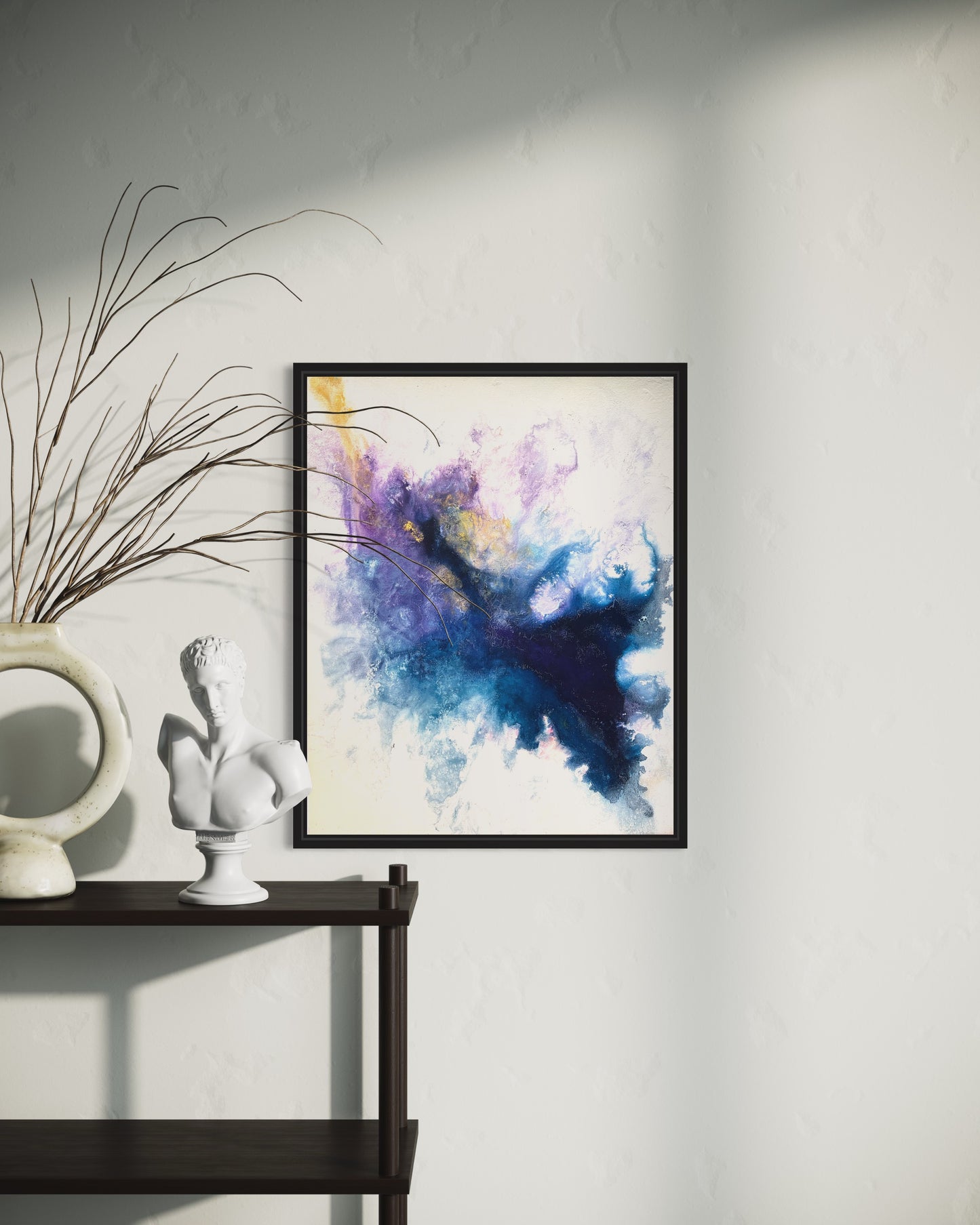 Play of Light in Darkness