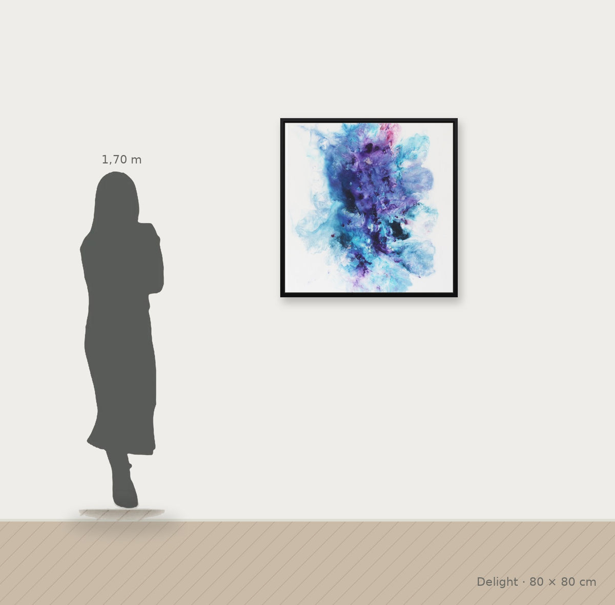 Delight – Größenvergleich 80 x 80 cm neben Person (1,70 m)